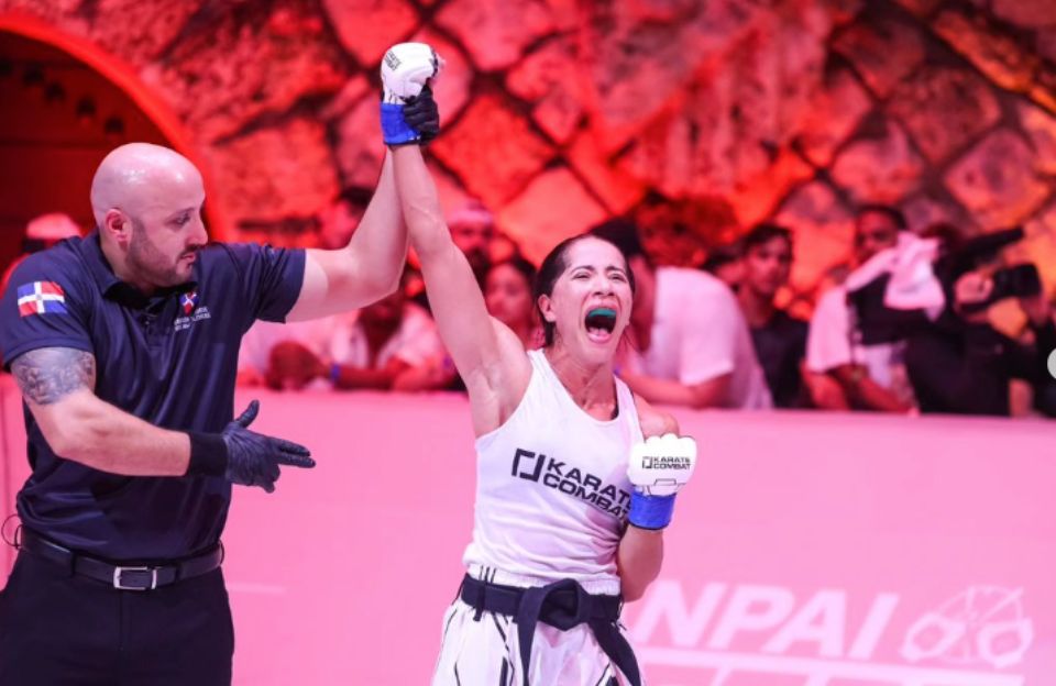 Escola do Atleta: Karate Combat Érica Santos