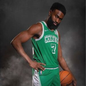 Jaylen Brown se destacou pela combinação de habilidades técnicas e intelectuais